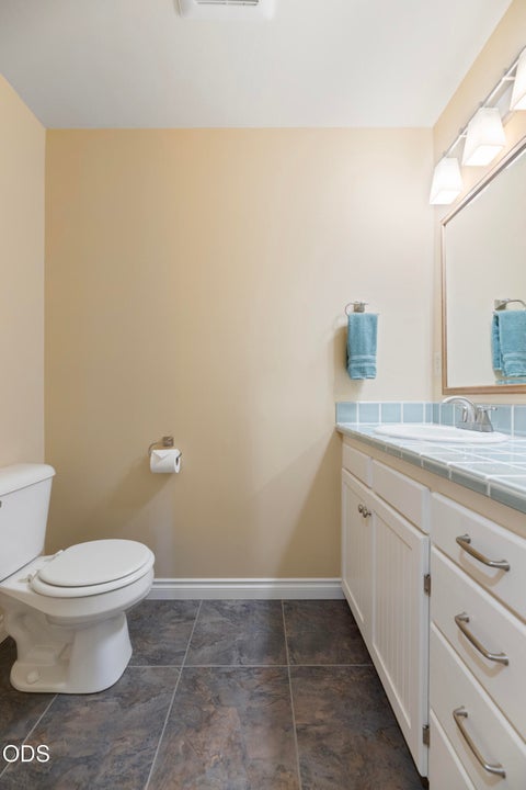 Tiny photo for 1800 S Obenchain Road, Eagle Point, OR 97524 (MLS # 220223362)