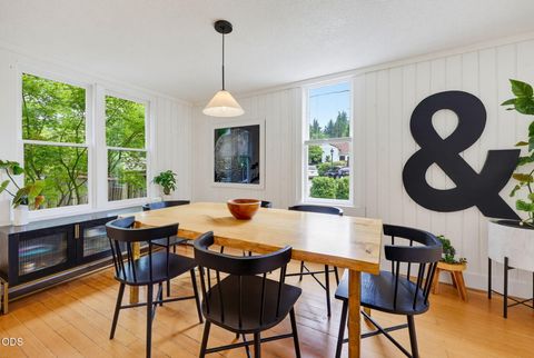 Tiny photo for 135 S 3rd Street, Jacksonville, OR 97530 (MLS # 220224601)