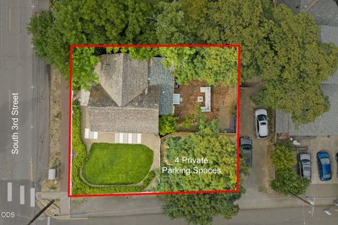 Tiny photo for 135 S 3rd Street, Jacksonville, OR 97530 (MLS # 220224601)