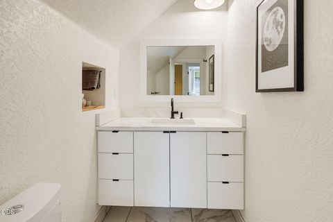 Tiny photo for 135 S 3rd Street, Jacksonville, OR 97530 (MLS # 220224601)