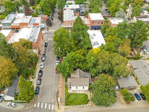 Tiny photo for 135 S 3rd Street, Jacksonville, OR 97530 (MLS # 220224601)