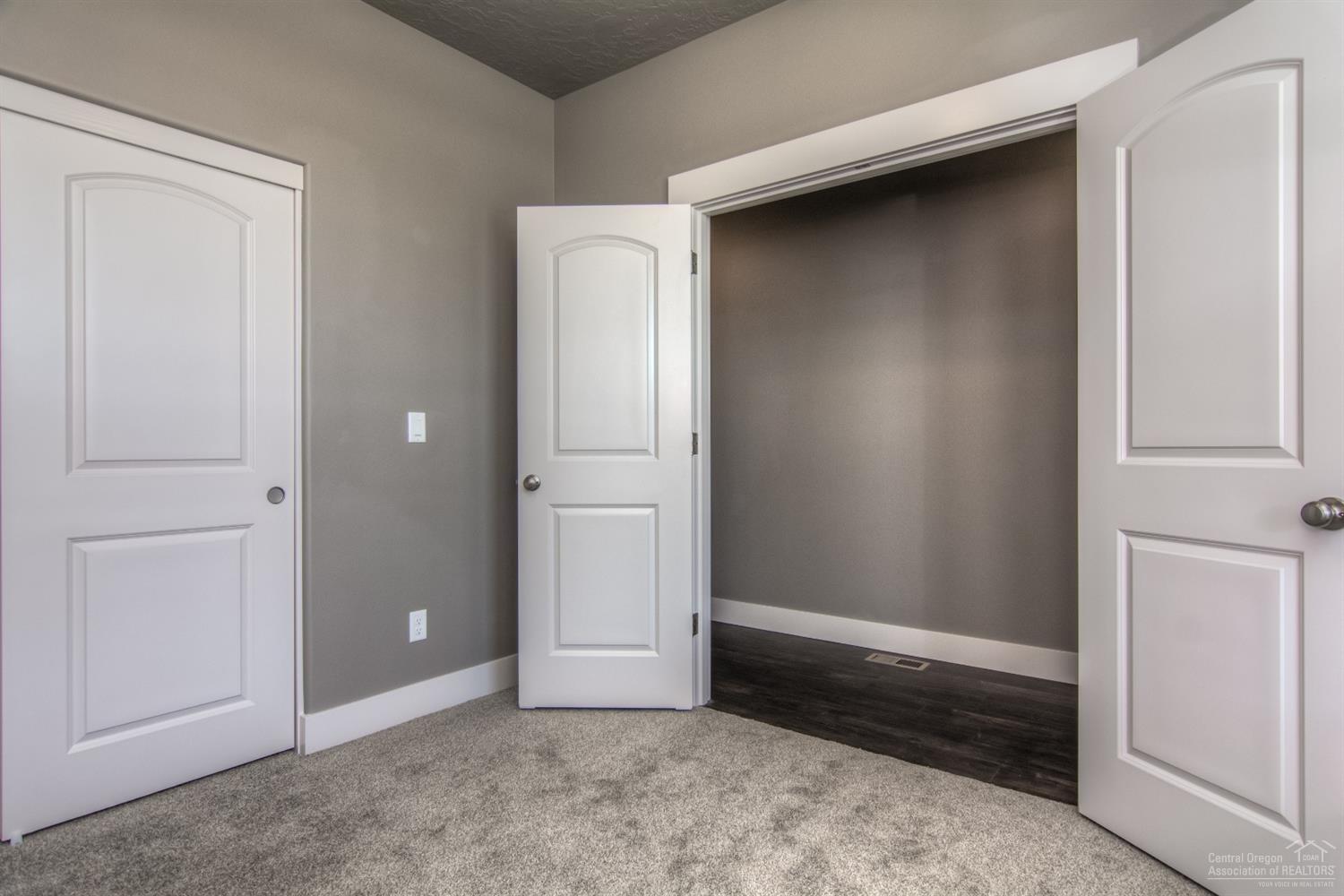 Viewpoint Ridge - Residential