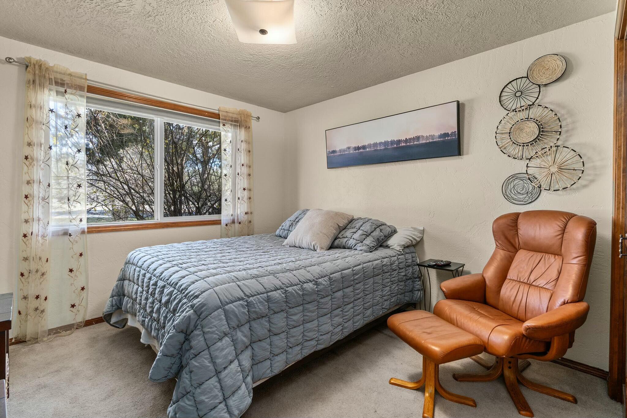 White Rock Ranchette - Residential