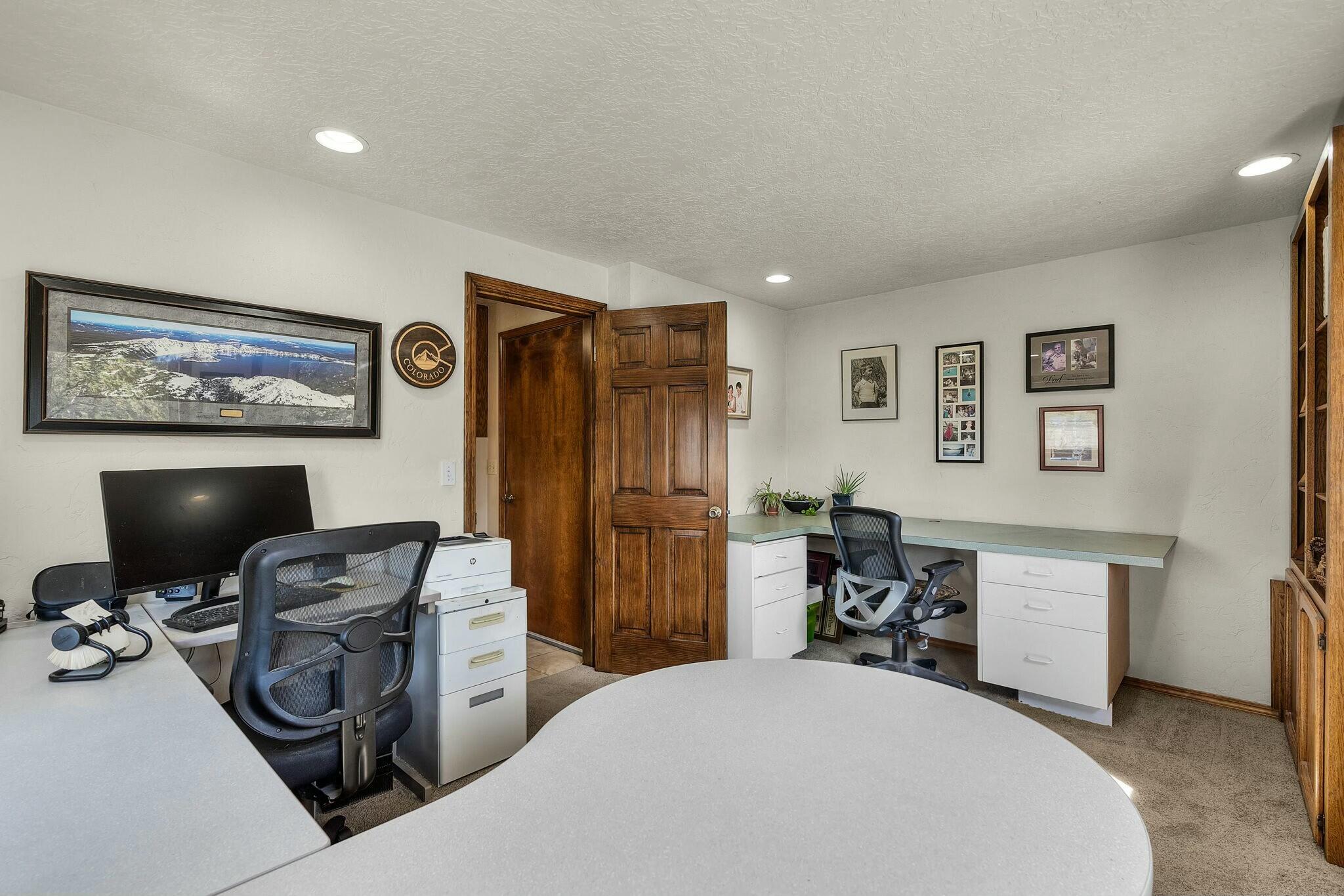 White Rock Ranchette - Residential