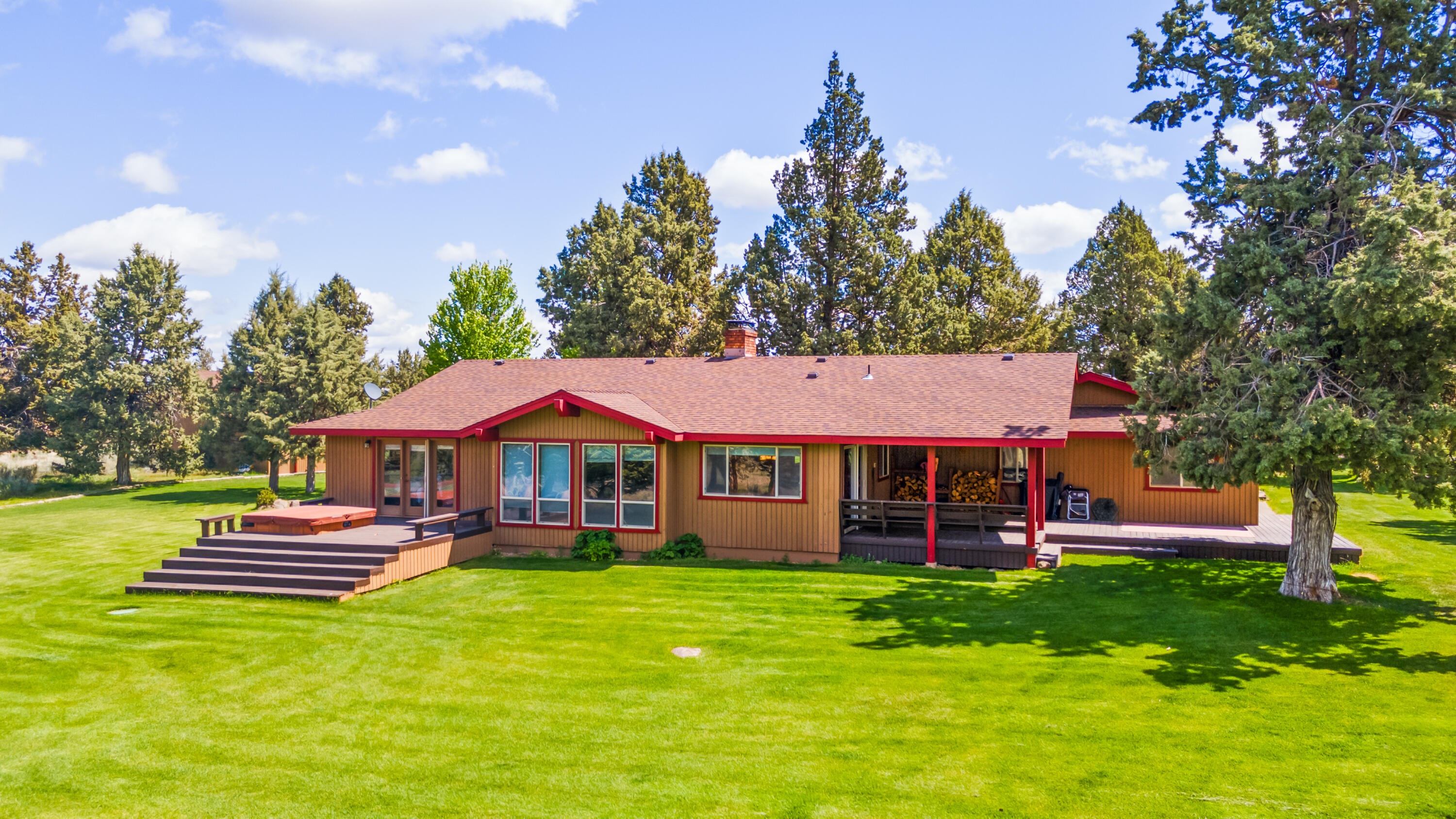 White Rock Ranchette - Residential