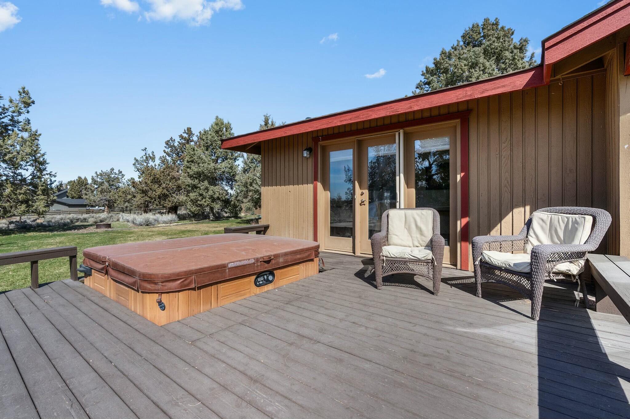 White Rock Ranchette - Residential