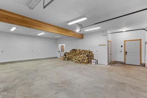 Tiny photo for 15150 Yellow Pine Loop, Bend, OR 97707 (MLS # 220227085)