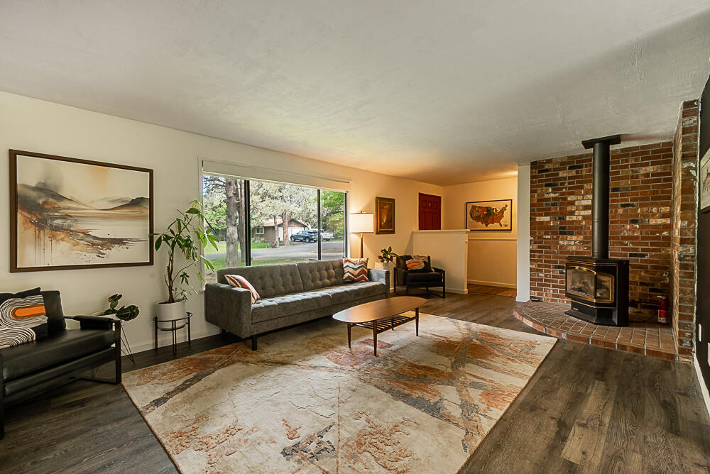 61346 Robin Hood Lane