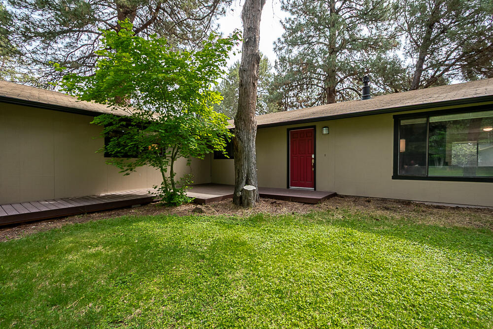 61346 Robin Hood Lane