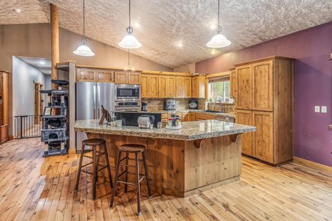 Tiny photo for 15784 Lava Drive, La Pine, OR 97739 (MLS # 220216524)