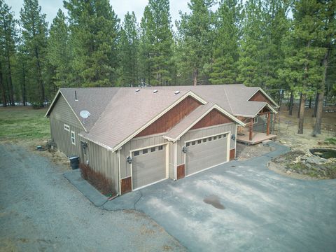 Tiny photo for 15784 Lava Drive, La Pine, OR 97739 (MLS # 220216524)