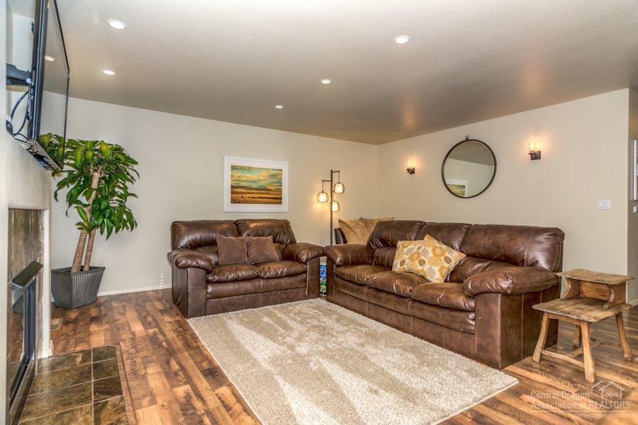 Tri Peaks - Residential