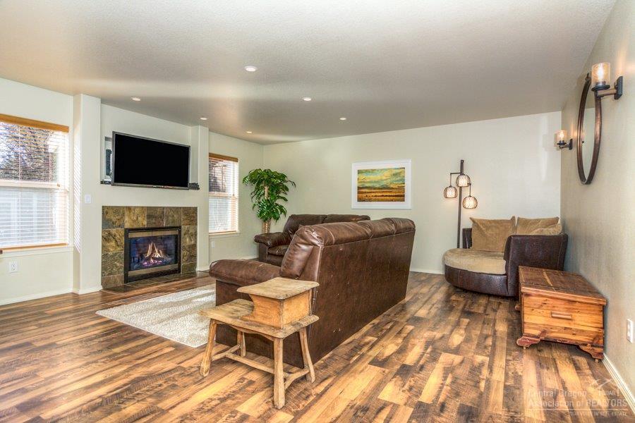 Tri Peaks - Residential