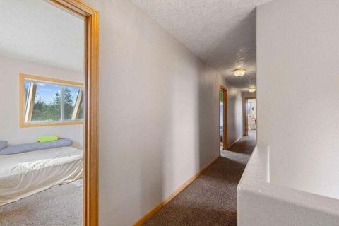 Tiny photo for 50450 Highway 31, La Pine, OR 97739 (MLS # 220180966)