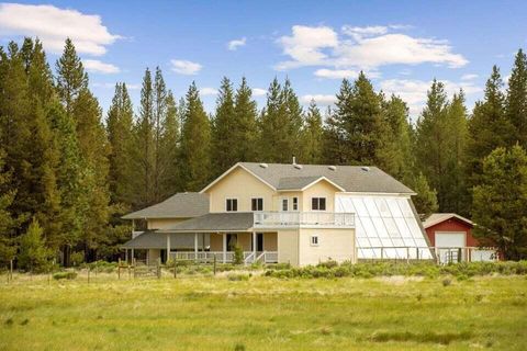 Tiny photo for 50450 Highway 31, La Pine, OR 97739 (MLS # 220180966)