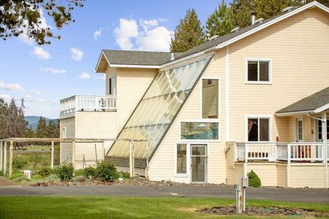 Tiny photo for 50450 Highway 31, La Pine, OR 97739 (MLS # 220180966)