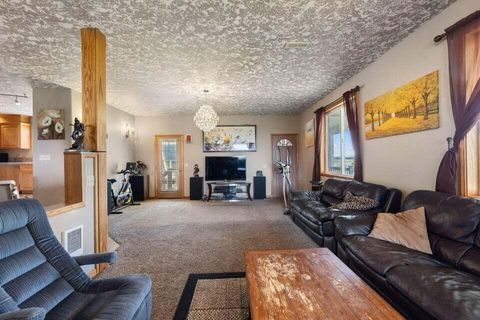 Tiny photo for 50450 Highway 31, La Pine, OR 97739 (MLS # 220180966)