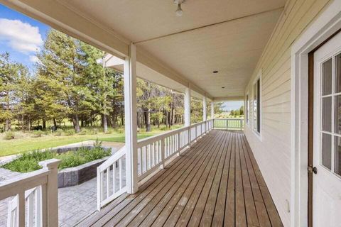 Tiny photo for 50450 Highway 31, La Pine, OR 97739 (MLS # 220180966)