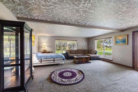 Tiny photo for 50450 Highway 31, La Pine, OR 97739 (MLS # 220180966)