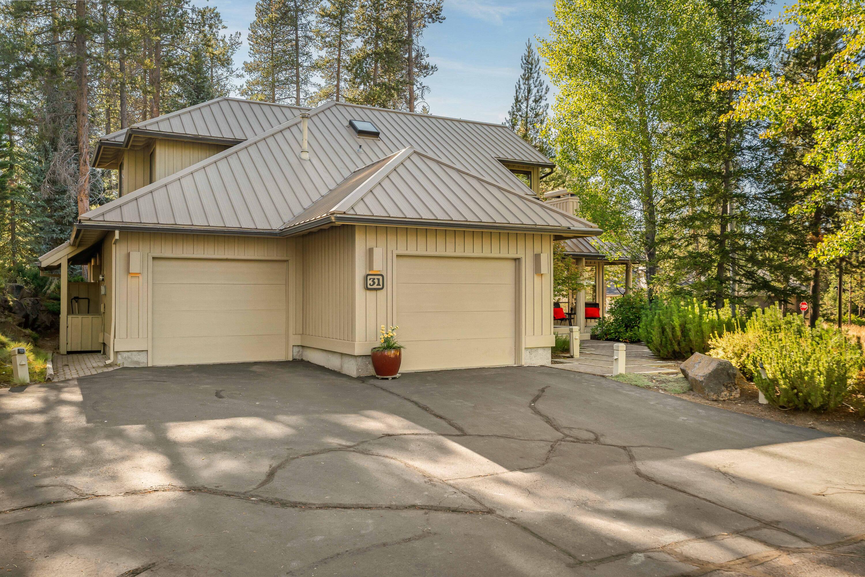 Fairway Crest Village - Residential