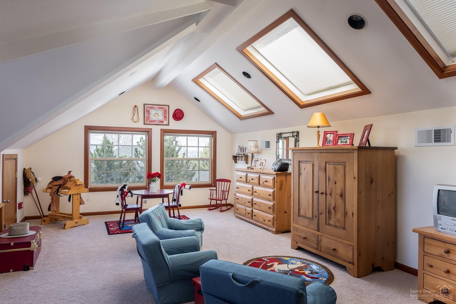 Eagle Crest - Residential