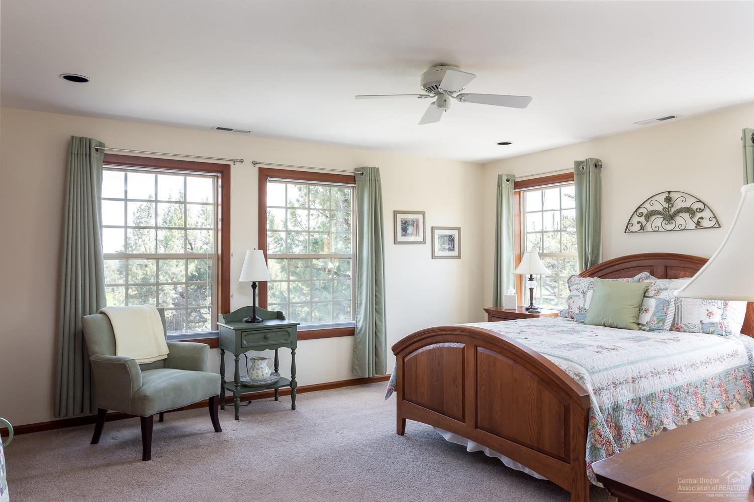 Eagle Crest - Residential