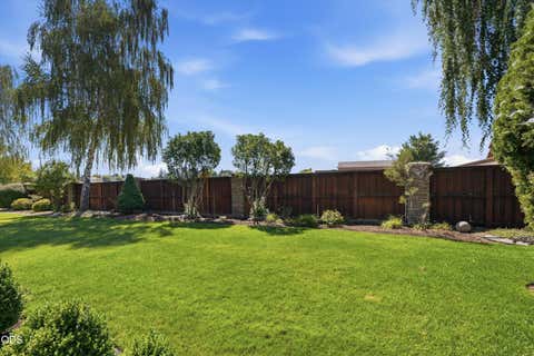Tiny photo for 1736 NW Nickernut Place, Redmond, OR 97756 (MLS # 220227322)