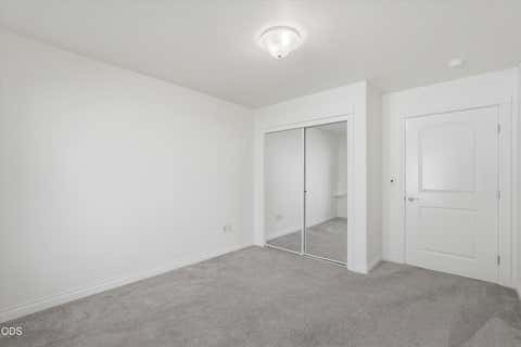Tiny photo for 1736 NW Nickernut Place, Redmond, OR 97756 (MLS # 220227322)