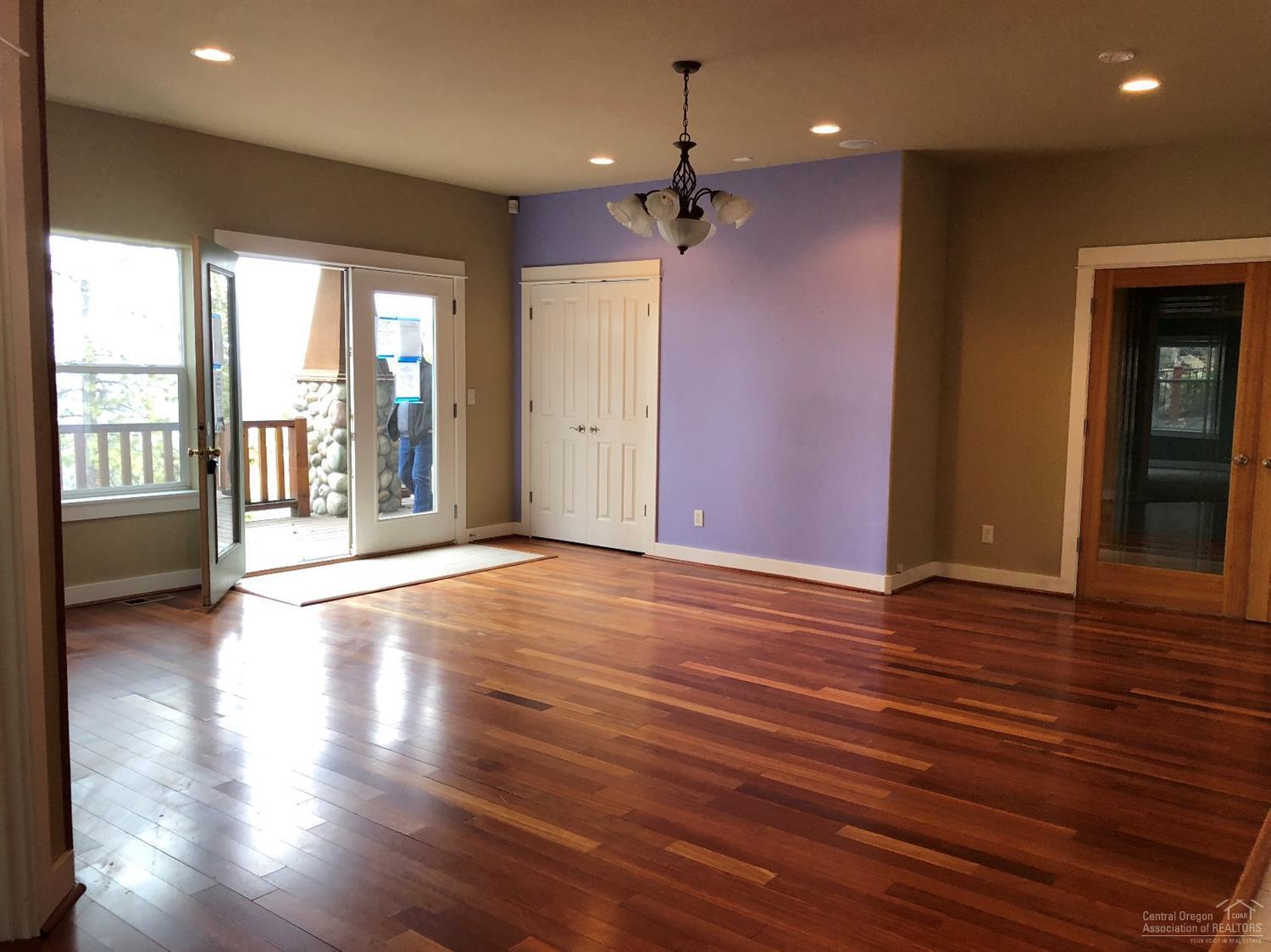 Awbrey Village - Residential