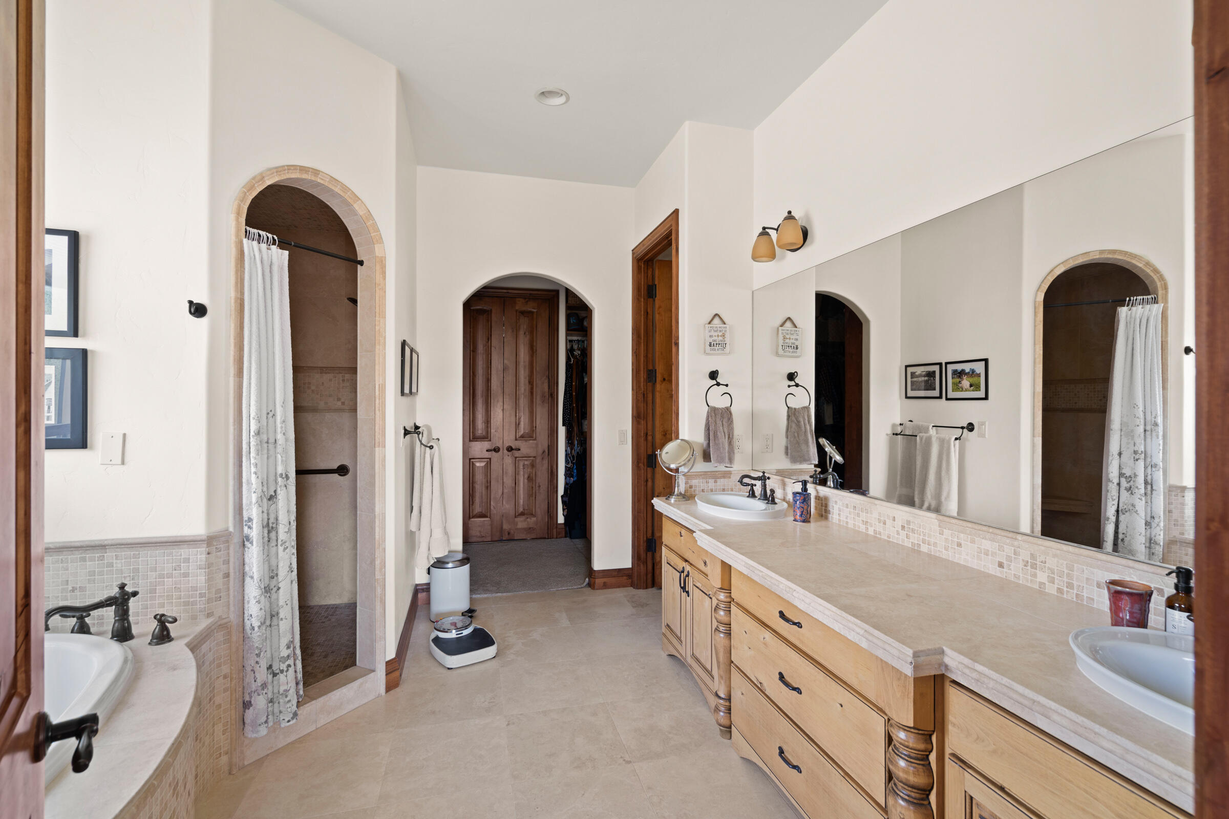 SilverRidge - Residential