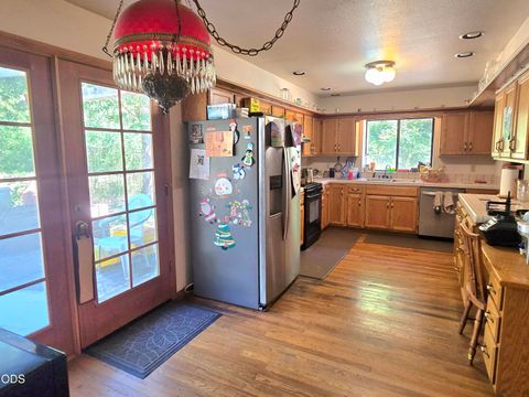 Tiny photo for 3901 Placer Road, Sunny Valley, OR 97497 (MLS # 220223549)
