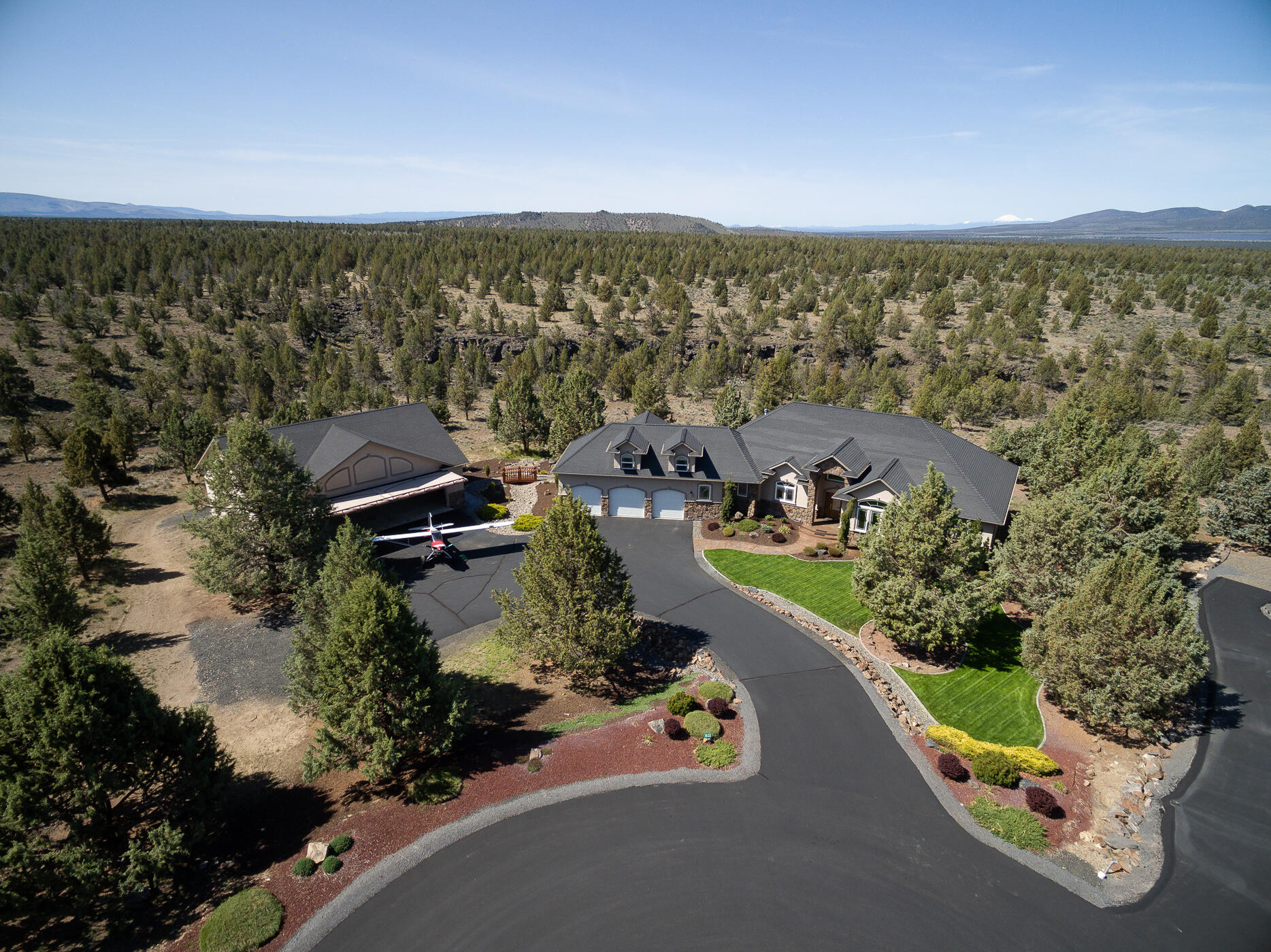 1832 SE Blue Skies Lane