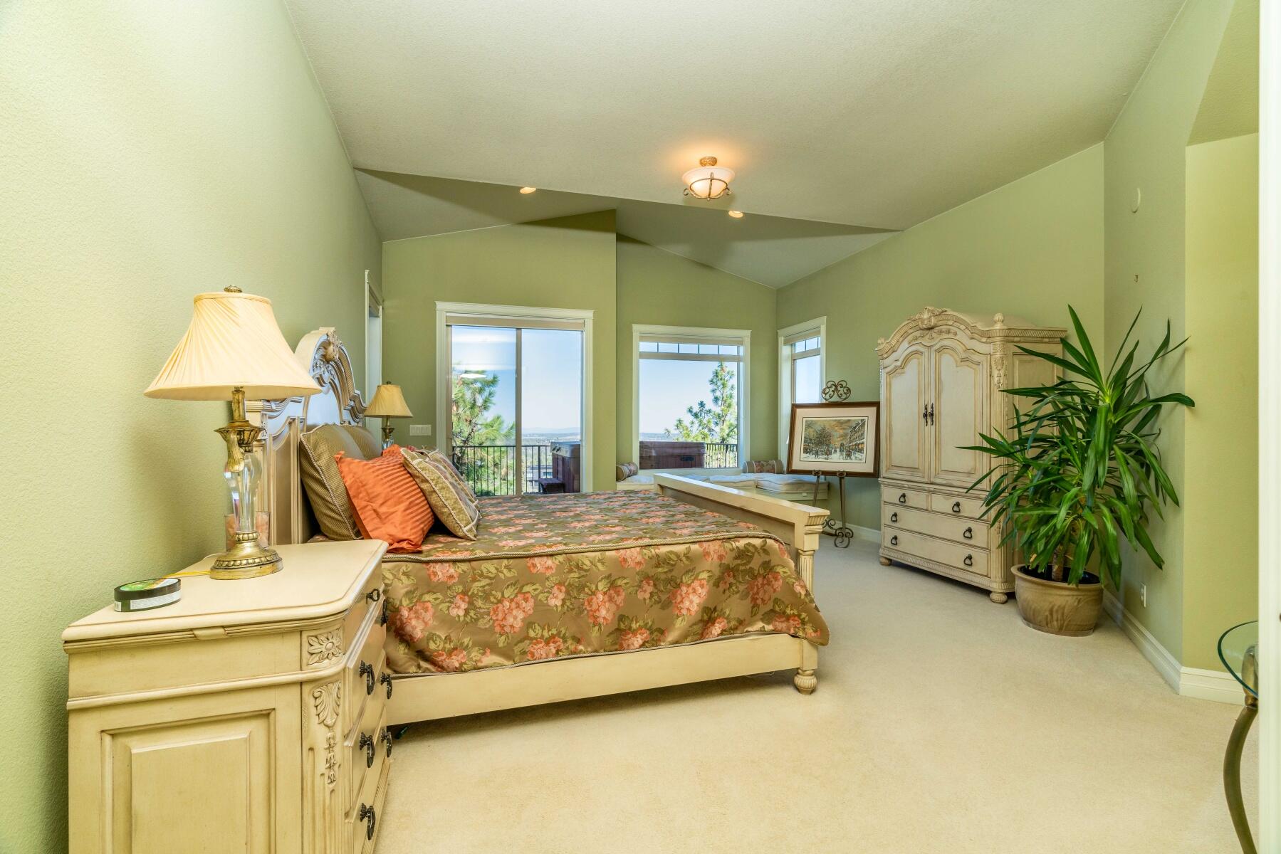 Awbrey Butte - Residential