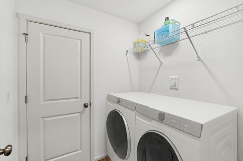 Tiny photo for 51730 Jubilee Pine Dr Pne, La Pine, OR 97739 (MLS # 220212426)