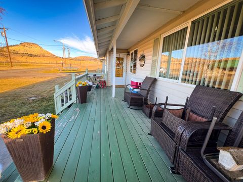 Tiny photo for 1225 B Street, Fossil, OR 97830 (MLS # 220212087)