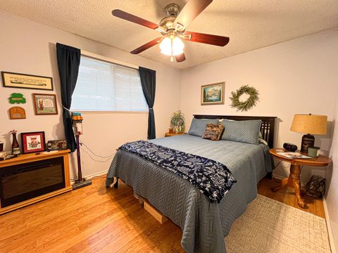 Tiny photo for 1225 B Street, Fossil, OR 97830 (MLS # 220212087)