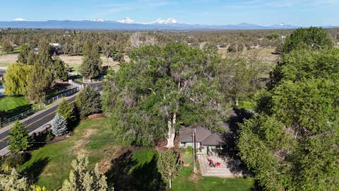 Tiny photo for 6967 SW Quarry Avenue, Redmond, OR 97756 (MLS # 220223184)