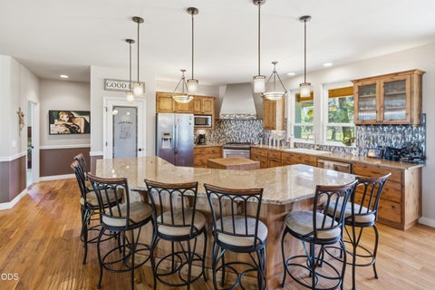 Tiny photo for 6967 SW Quarry Avenue, Redmond, OR 97756 (MLS # 220223184)