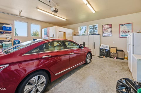 Tiny photo for 6967 SW Quarry Avenue, Redmond, OR 97756 (MLS # 220223184)