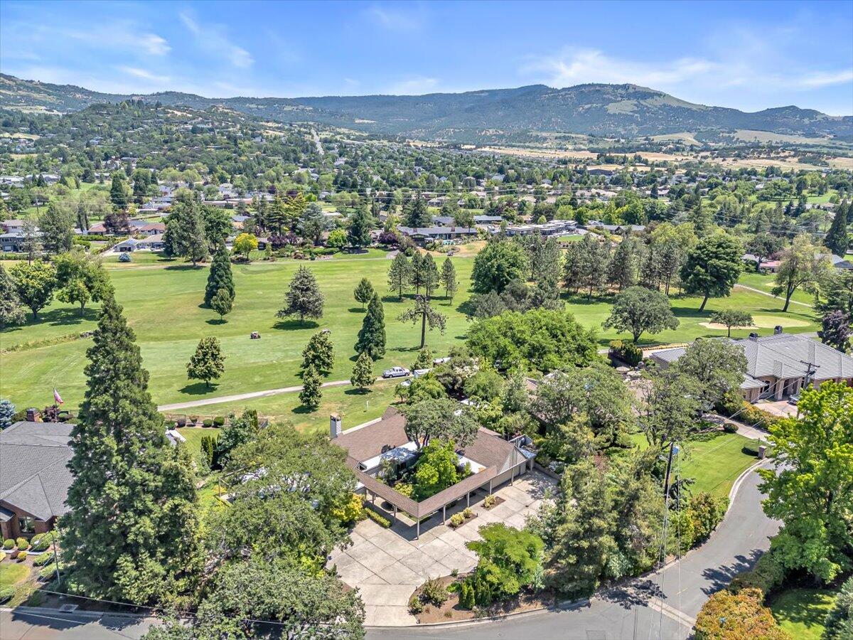 Rogue Valley Estates Subdivision - Residential