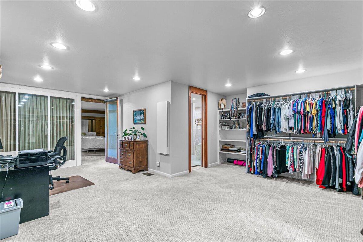 Rogue Valley Estates Subdivision - Residential