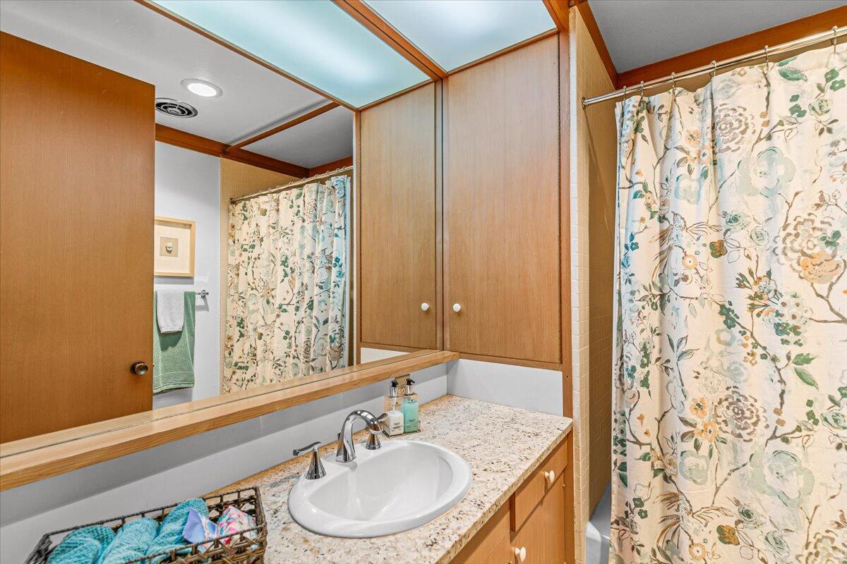 Rogue Valley Estates Subdivision - Residential