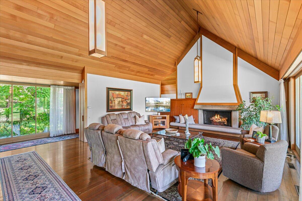 Rogue Valley Estates Subdivision - Residential