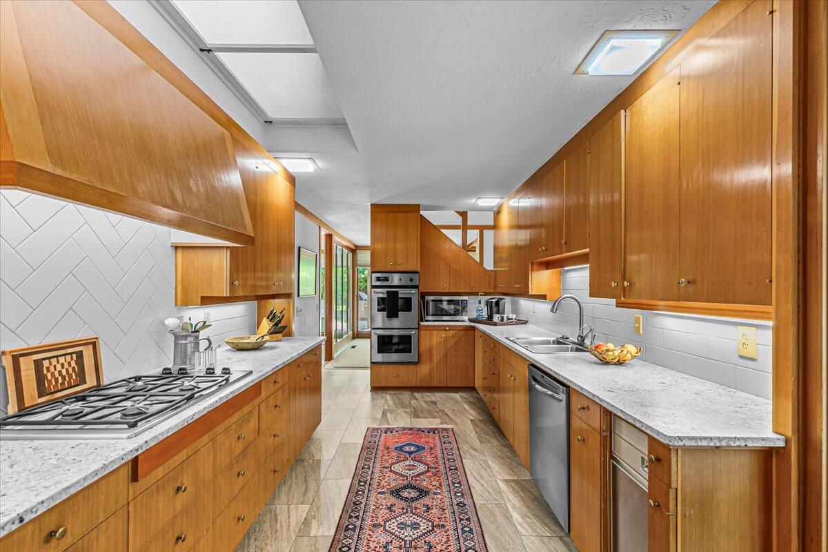 Rogue Valley Estates Subdivision - Residential