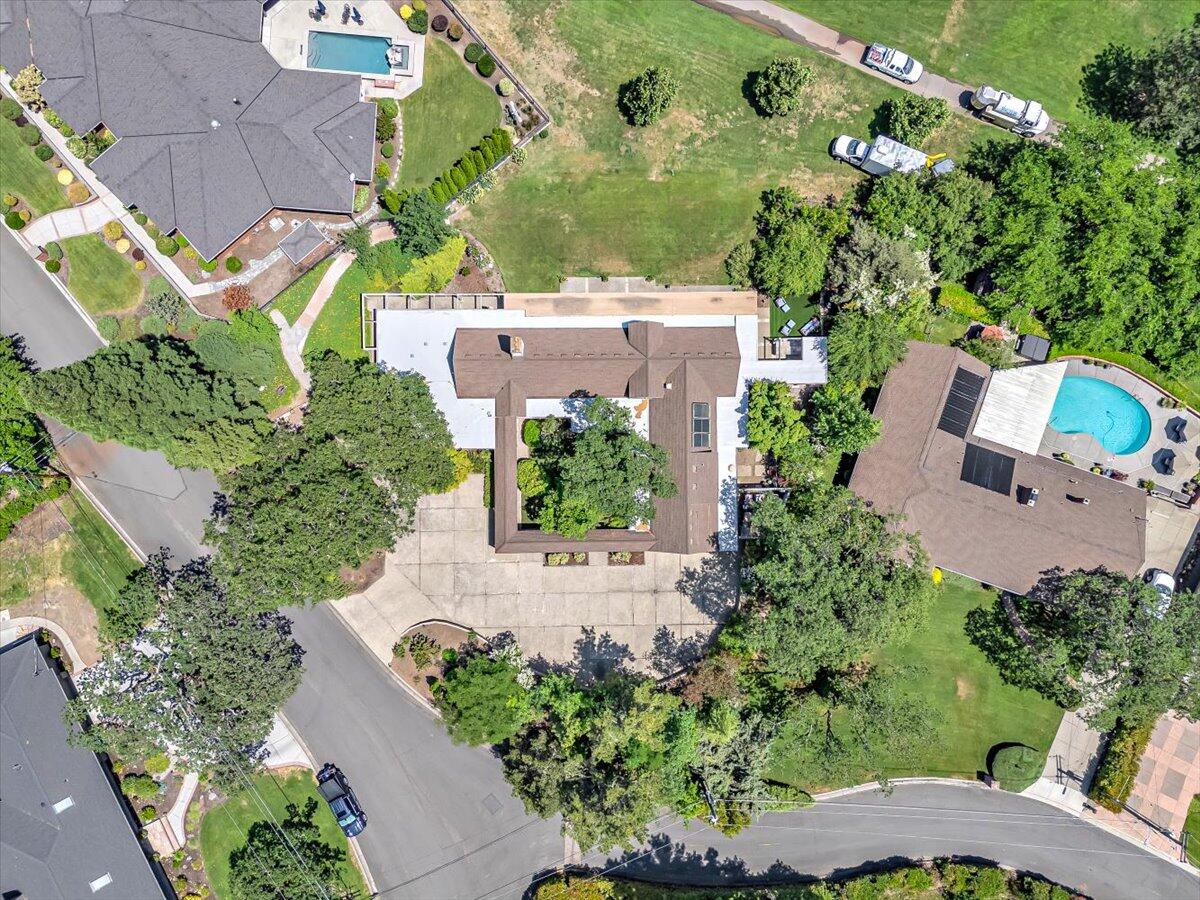 Rogue Valley Estates Subdivision - Residential