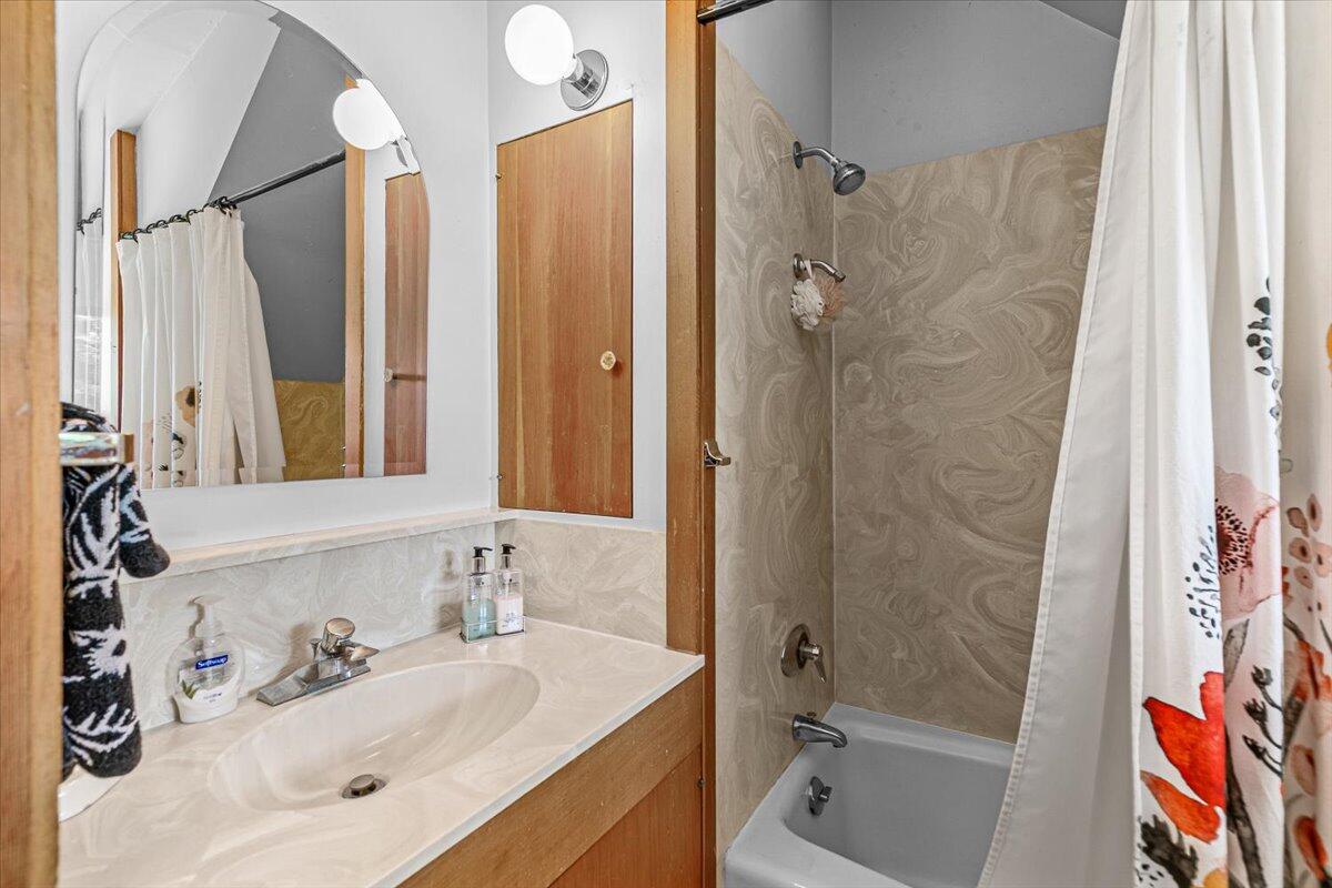 Rogue Valley Estates Subdivision - Residential