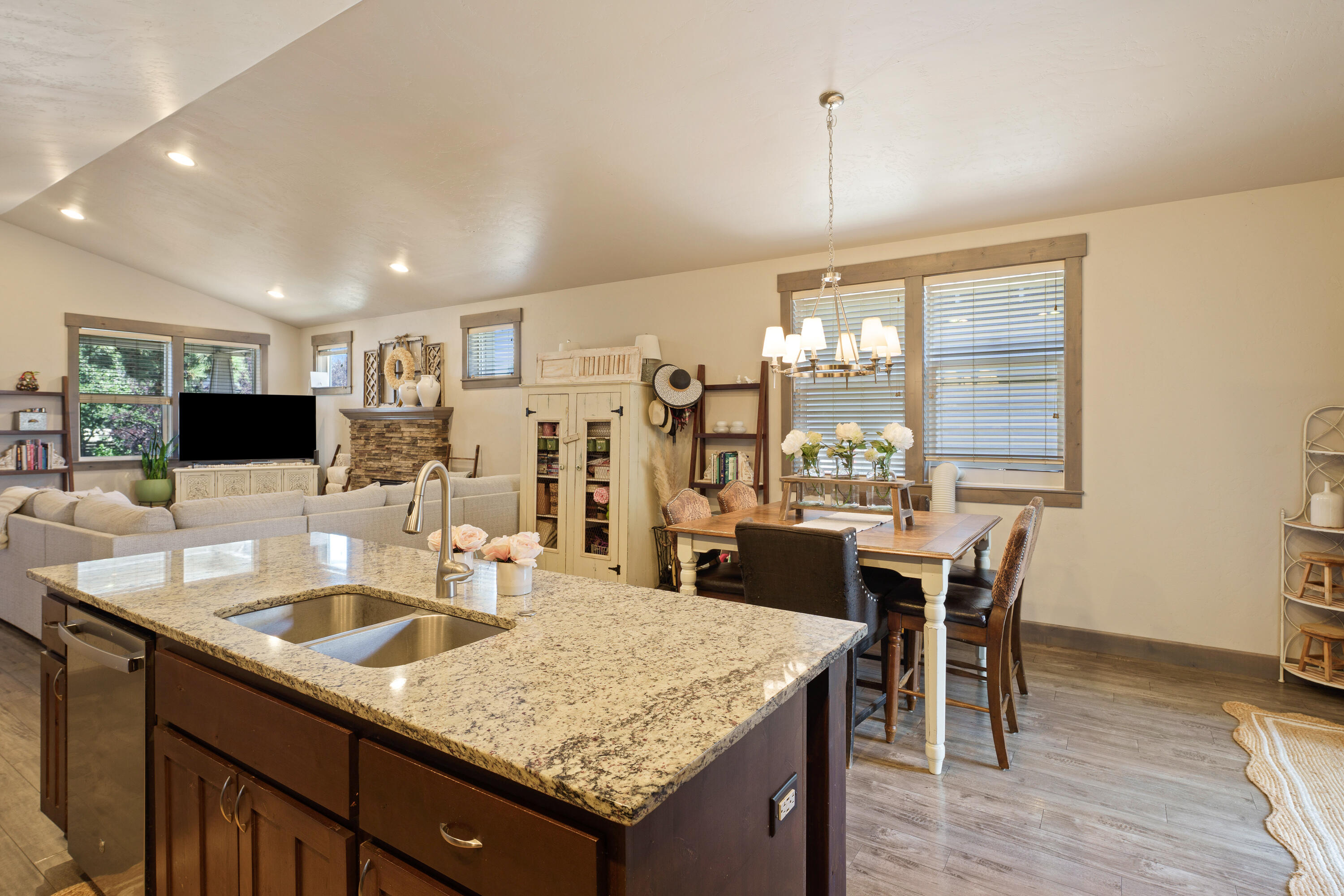 Hidden Hills - Residential