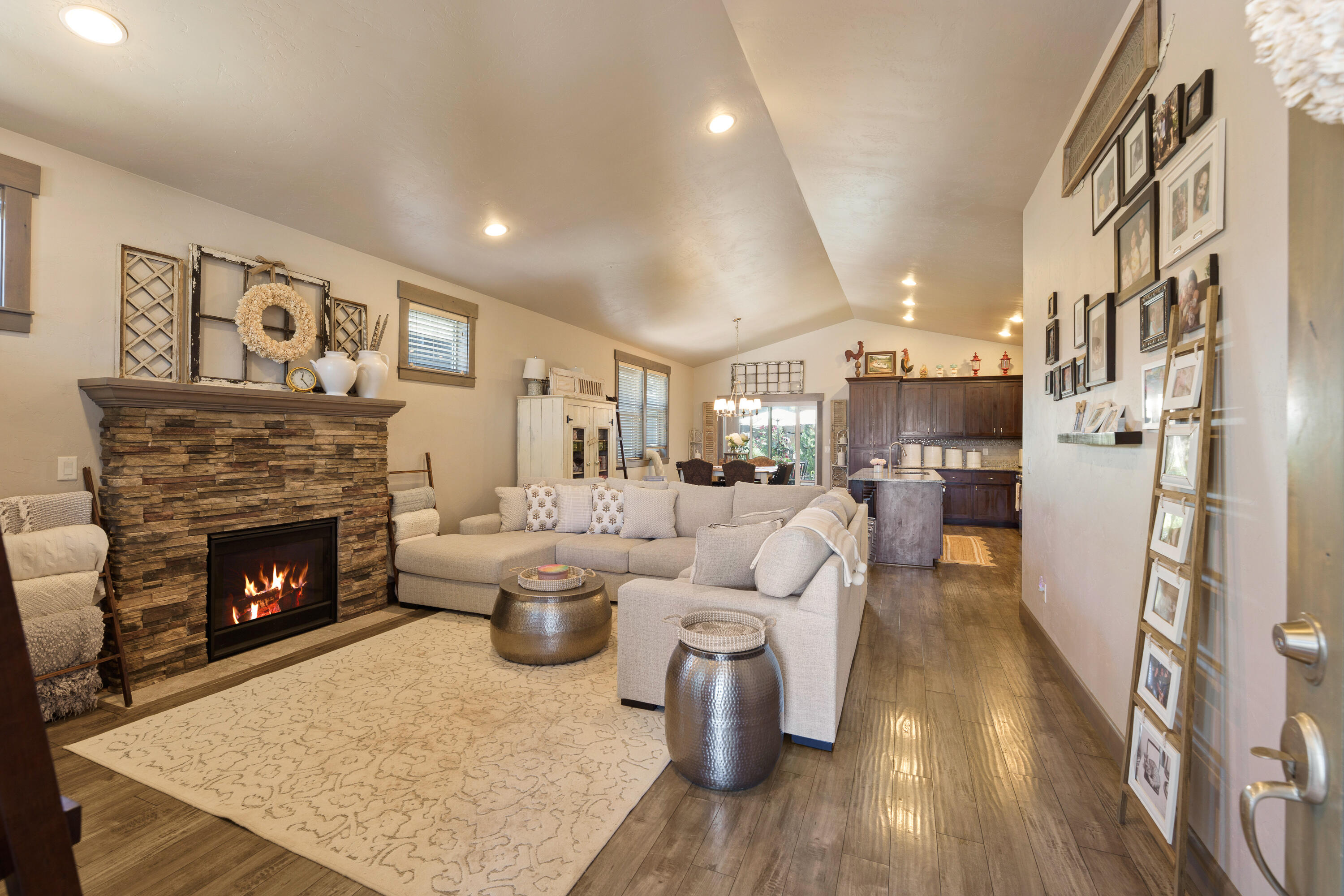 61058 SE Marble Mountain Lane