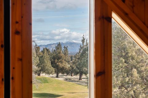 Tiny photo for 8855 SW Canyon Wren Court, Redmond, OR 97756 (MLS # 220215106)