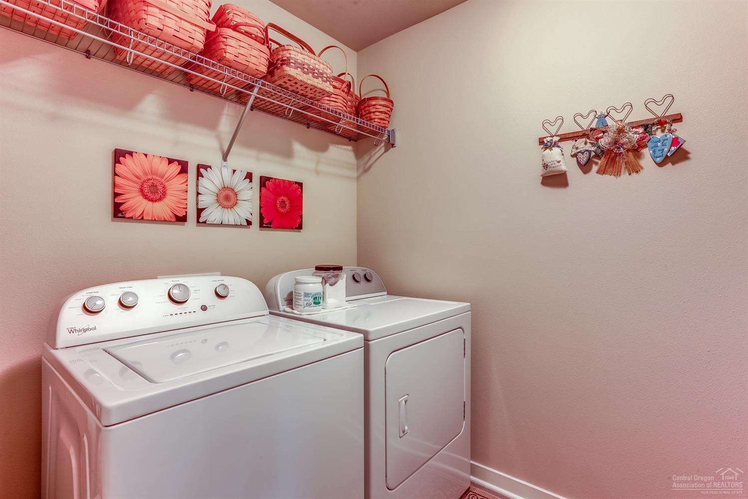 8th Street Cottages - Residential